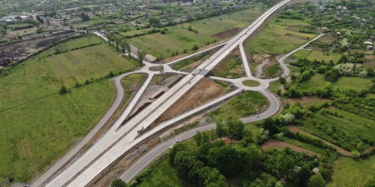 New 9km section of East-West Highway at Zestaponi opened
