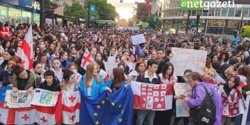 Protesters against “Russian Law” march from Heroes’ Square towards Parliament