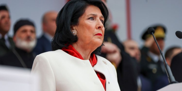 President offers  political parties “Georgian Charter”