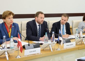 FMs of Latvia, Estonia, Iceland and Lithuania joined May 15 protesters against “Russian Law”