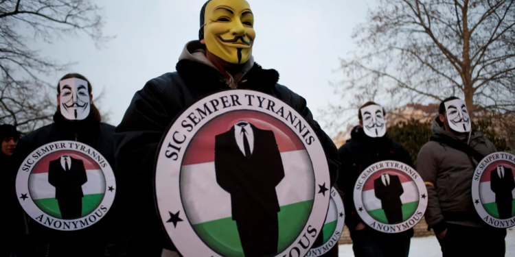 Η διεθνής ομάδα hacking "Anonymous" απειλεί γεωργιανή αστυνομία και κυβερνητικούς αξιωματούχους