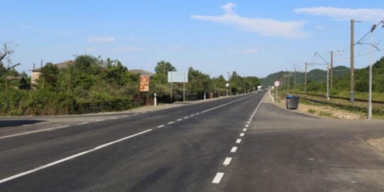 Car traffic temporarily restricted on Japana-Lanchkhuti road and Agmashenebeli Street in Lanchkhuti today