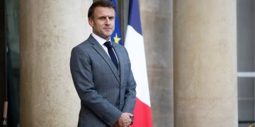 Macron calls snap French elections after far-right rout