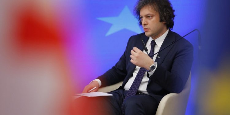 PM: Signs of a democratic crisis at the EP elections