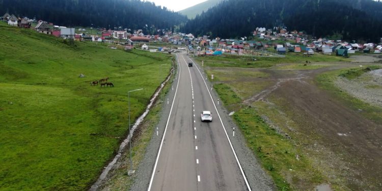 Roads Department completes reconstruction of 18km road to Bakhmaro Resort