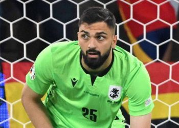 Liverpool, Valencia reach agreement for Georgian goalkeeper Giorgi Mamardashvili