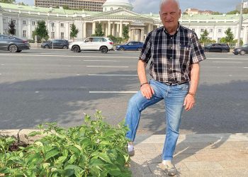 The author in Moscow. Photo by Nina Vinci.