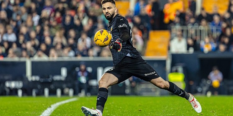 Liverpool FC signs Mamardashvili