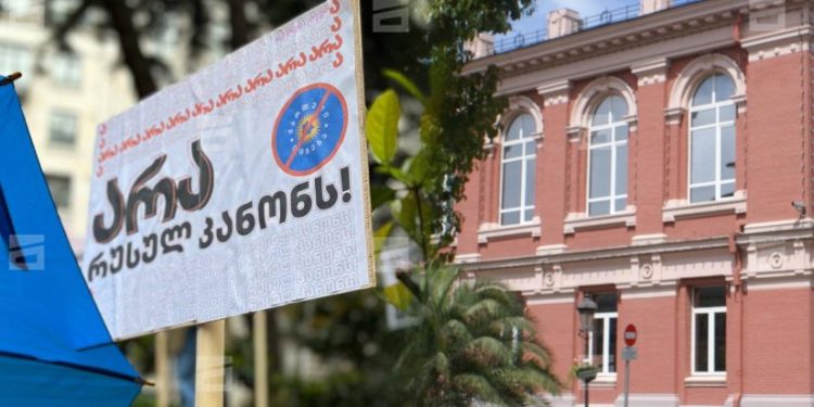 Constitutional Court to consider first anti-Russian lawsuit tomorrow