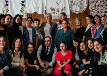 Ambassador Hovland meets women entrepreneurs in Guria