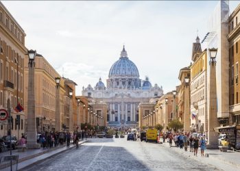 How to Secure Italian Residency through Business Investment