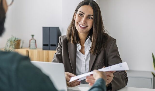 BAG Index: 40% of firms report employee growth in Q3