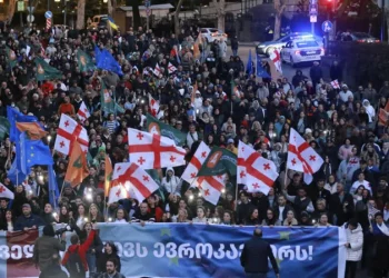 Foreign media: Tens of thousands of Georgians hold pro-European rally ahead of elections