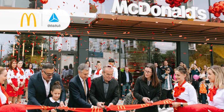 თბილისში „მაკდონალდს საქართველოს“ ორი ახალი რესტორანი გაიხსნა