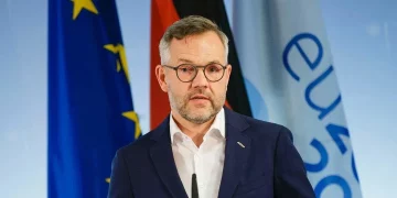 Michael Roth: the regime in Georgia is waging a war against its own people – our common values ​​are under threat