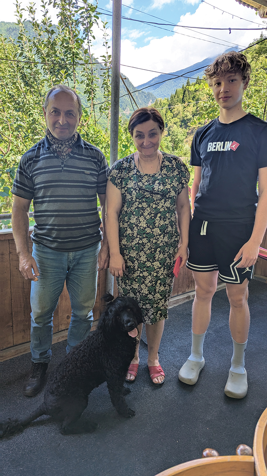 Giuli and Zakro at guesthouse Svaneti in Lentekhi