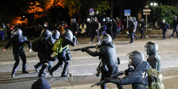 Special forces again disperse pro-European rally, arrest protesters