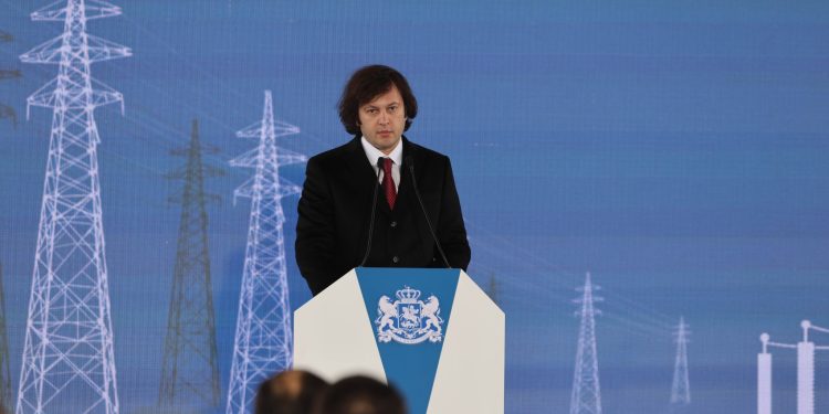 Kobakhidze denies political crisis amid economic challenges