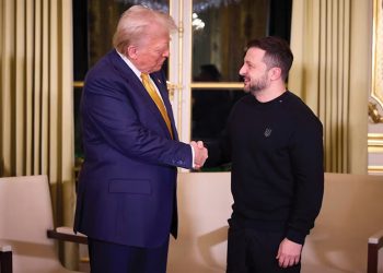 Donald Trump meets Ukraine president Volodymyr Zelenskyy in Paris. Source: Ukrainian PresidencyZUMA Press Wire/dpa