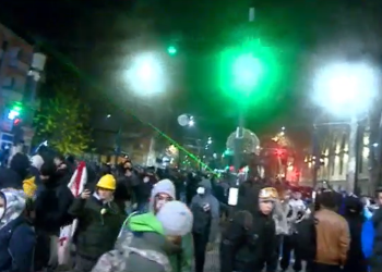 Protesters move back to Chavchavadze; riot police may follow