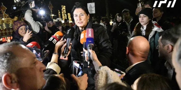 “Women’s March” arrives at the Orbeliani Palace