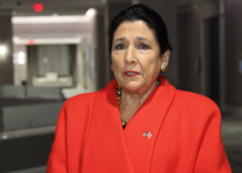 Reports: Salome Zurabishvili also pelted with eggs at the airport