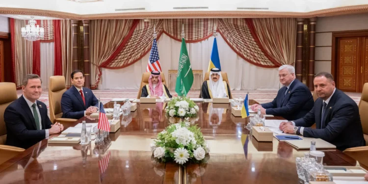 US-Ukraine talks start in Saudi Arabia after major drone attack on Russia