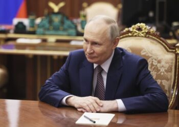 Putin rejects full ceasefire in Ukraine