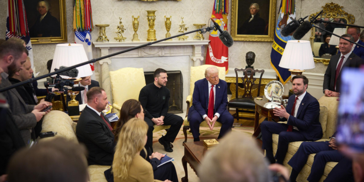 Shock and Disgust: Trump and Zelensky’s Heated Debate Sparks Int’l Reactions