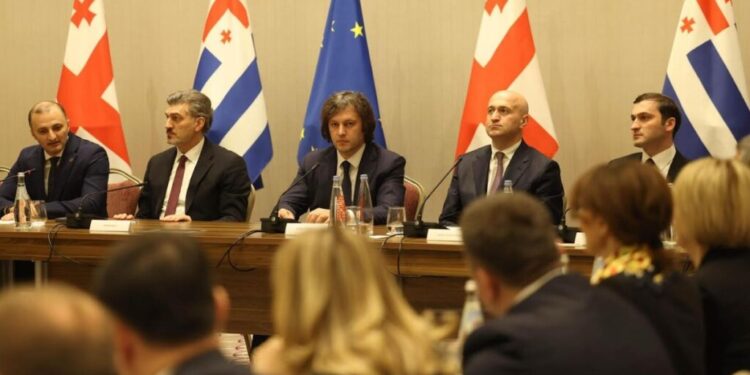 PM introduces new chairman of Adjara government to local officials