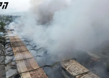 Fire burns down part of railway station market