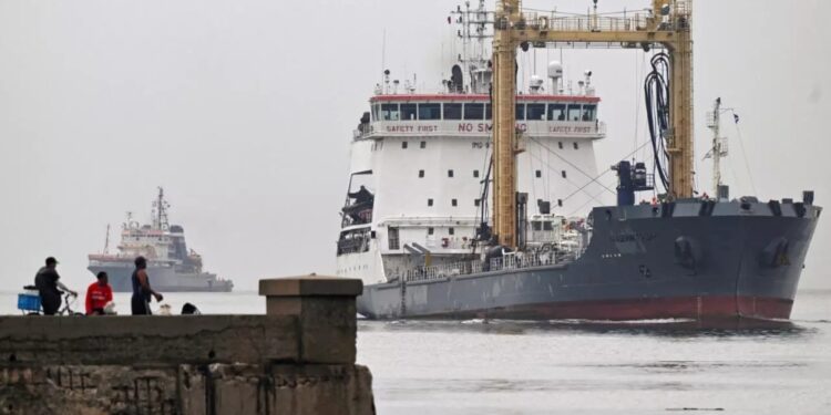 EU unleashes 17th sanctions package on Russia, targeting shadow fleet and hybrid threats