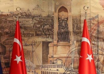 Peace talks between Russia and Ukraine resume in Istanbul