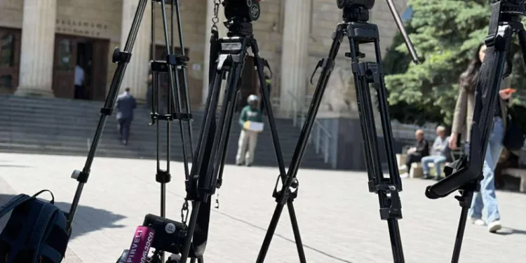 Amendments: Only high council of justice to decide on courtroom recording