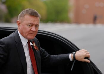 Russia’s former Transport Minister Roman Starovoit commits suicide after dismissal by Putin