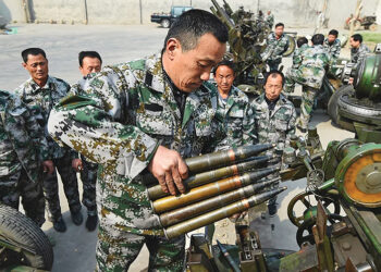 Chinese soldiers. Source: AP