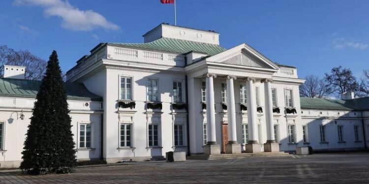 Poland detains two Belarusian citizens after drone neutralized over Warsaw government buildings