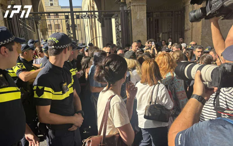 Protesters confront Georgian Dream deputies over August 2008 War report