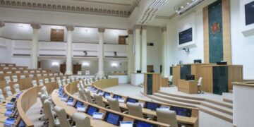 Georgia tightens travel restrictions for convicted financial offenders