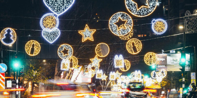 Night traffic limits on Rustaveli Avenue for holiday lights