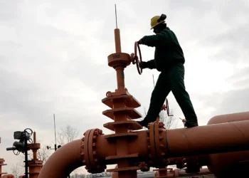 EU to phase out Russian gas imports by 2027 under new energy agreement