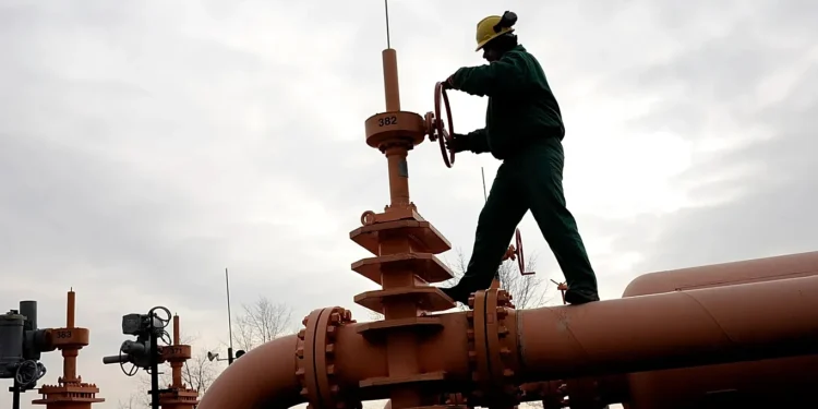 EU to phase out Russian gas imports by 2027 under new energy agreement