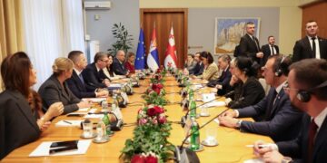 Presidents of Georgia and Serbia hold expanded bilateral meeting