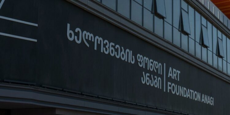 The Art Club Tbilisi Debuts with a Winter Rooftop Gathering