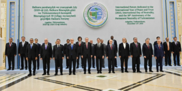 Georgian PM attends neutrality anniversary forum in Ashgabat alongside Putin