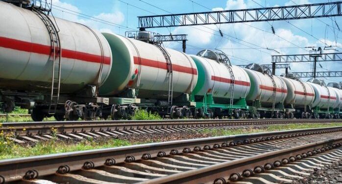 Ministry of Economy: PM Kobakhidze ordered one-time free rail transport of Azerbaijani fuel to Armenia