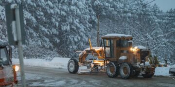 Tbilisi municipal services remain on high alert amid heavy snowfall