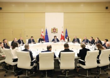 PM discusses food price reductions and support for local producers