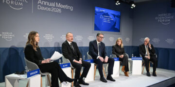 Armenia and Azerbaijan signal future trade routes bypassing Georgia at Davos