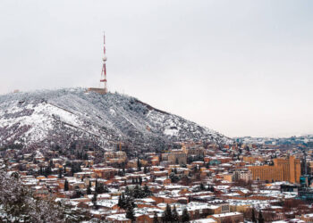 Tbilisi City services on emergency alert as snowfall continues